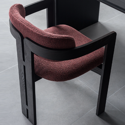 Karrel Chair