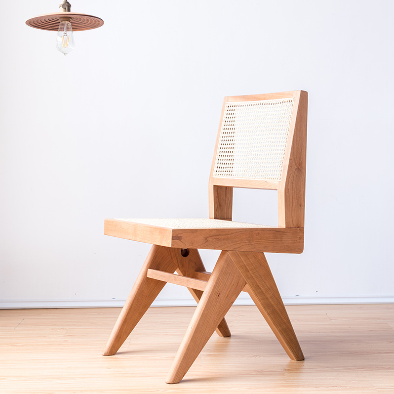 Sera Chair