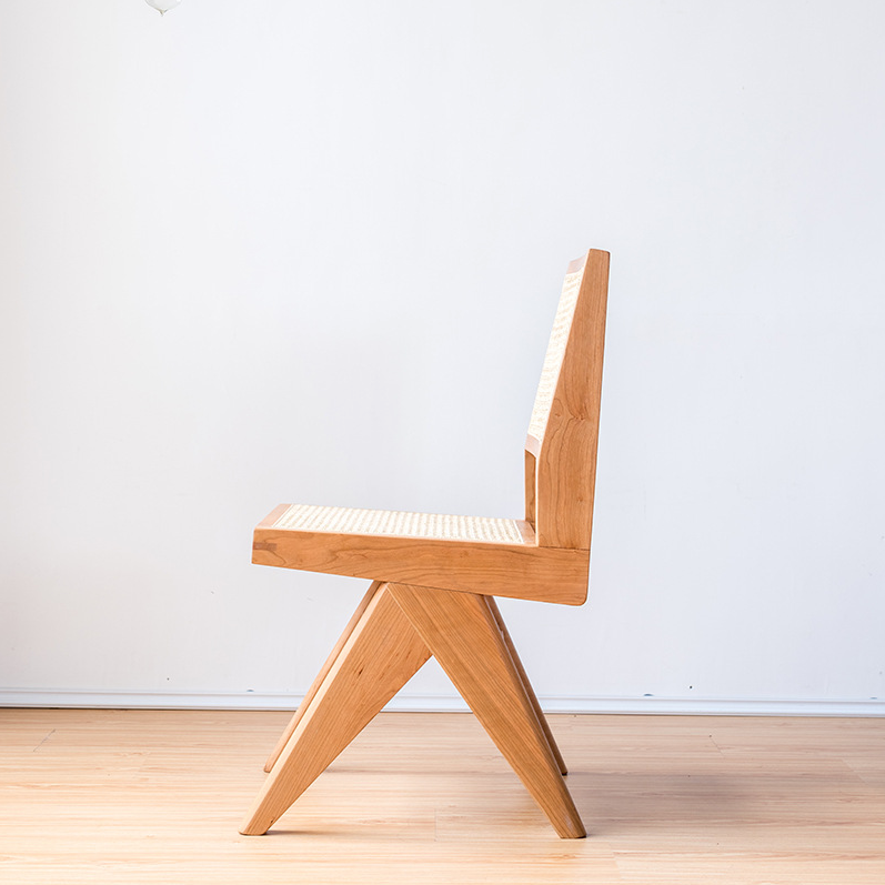 Sera Chair