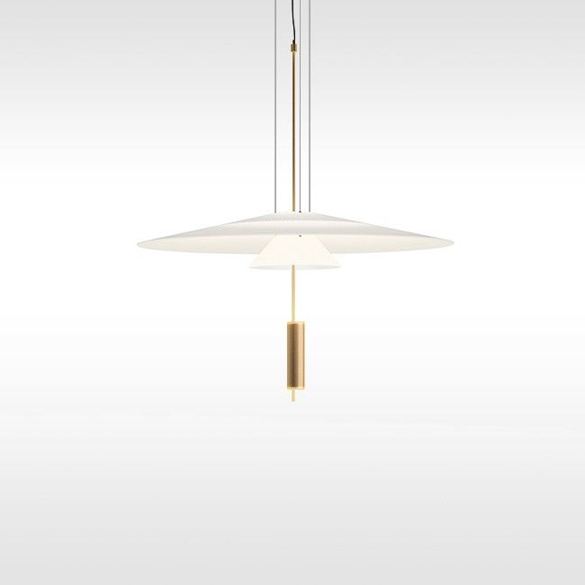 The Olsen style lamps is a collection of pendant lights that provides an ambient light through a thermoplastic translucent diffuser which performs like a spot light thanks to its LED light source.